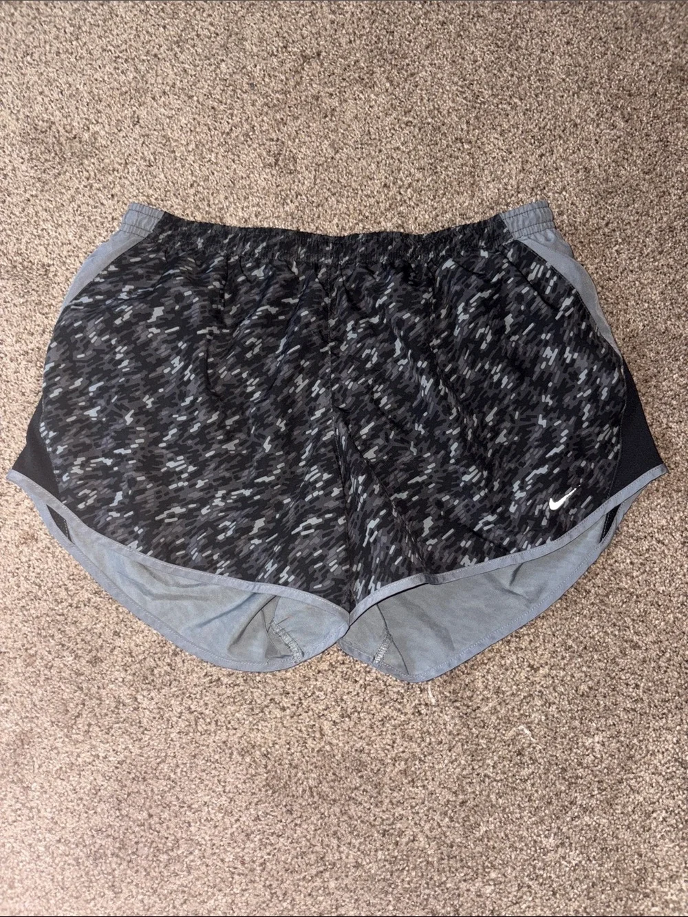 Nike Dri-Fit Women’s Black Heathered Athletic Shorts with Grey Trim